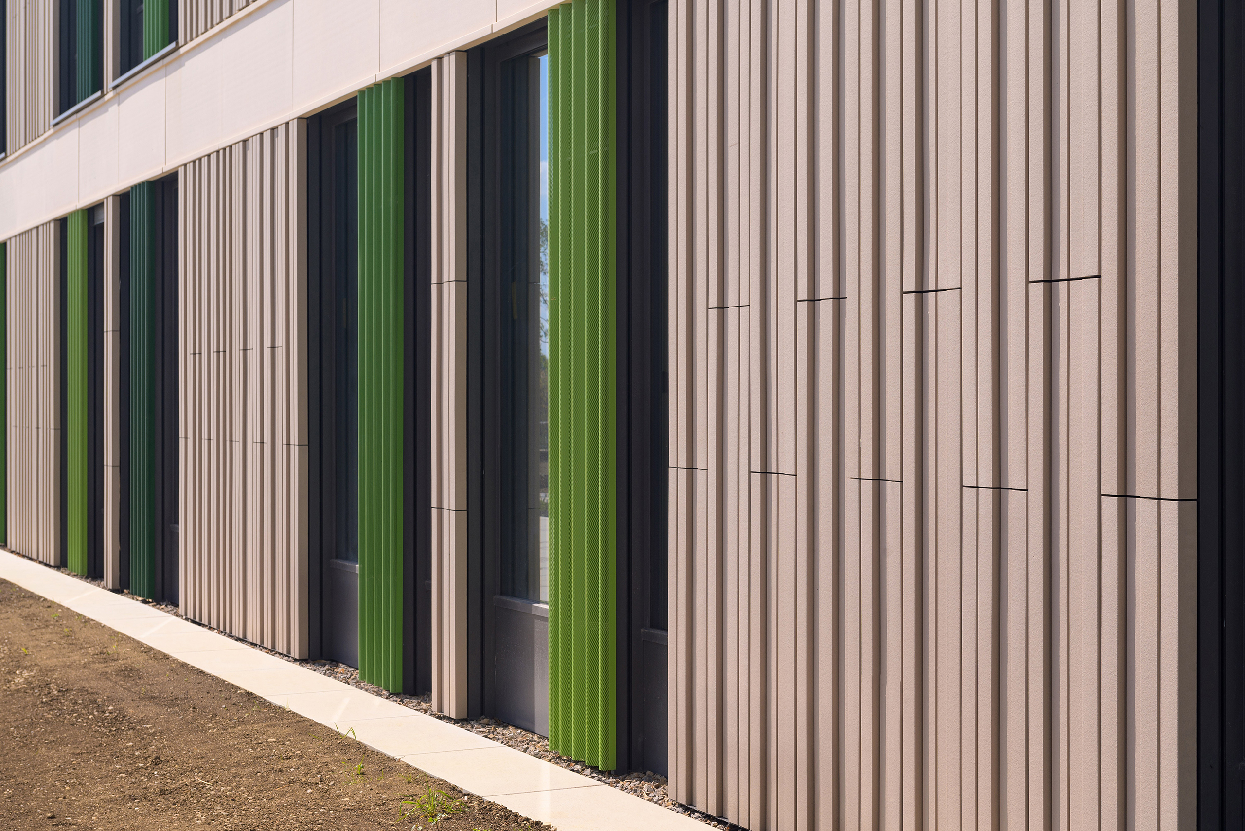 Facade on the RoMed Klinik Wasserburg and the kbo-Inn-Salzach-Klinikum