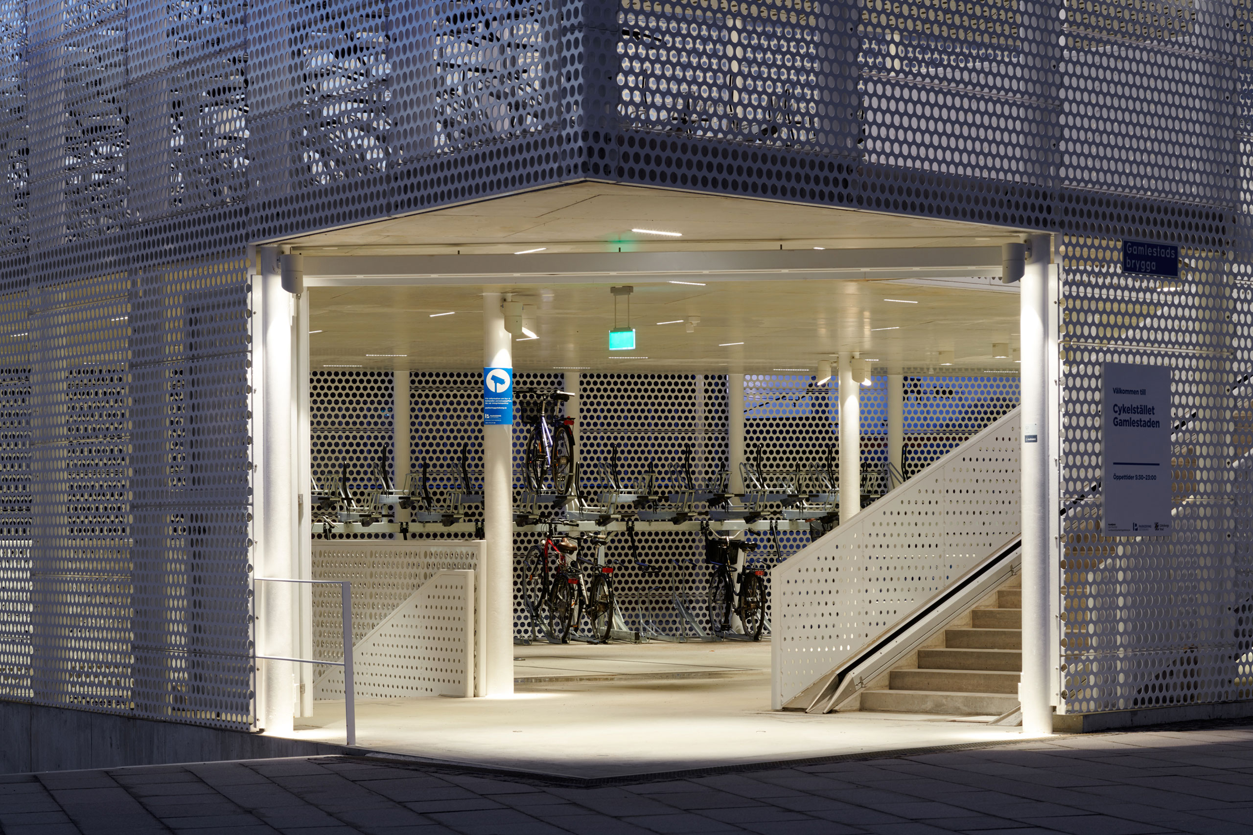 bike parking house with bikes