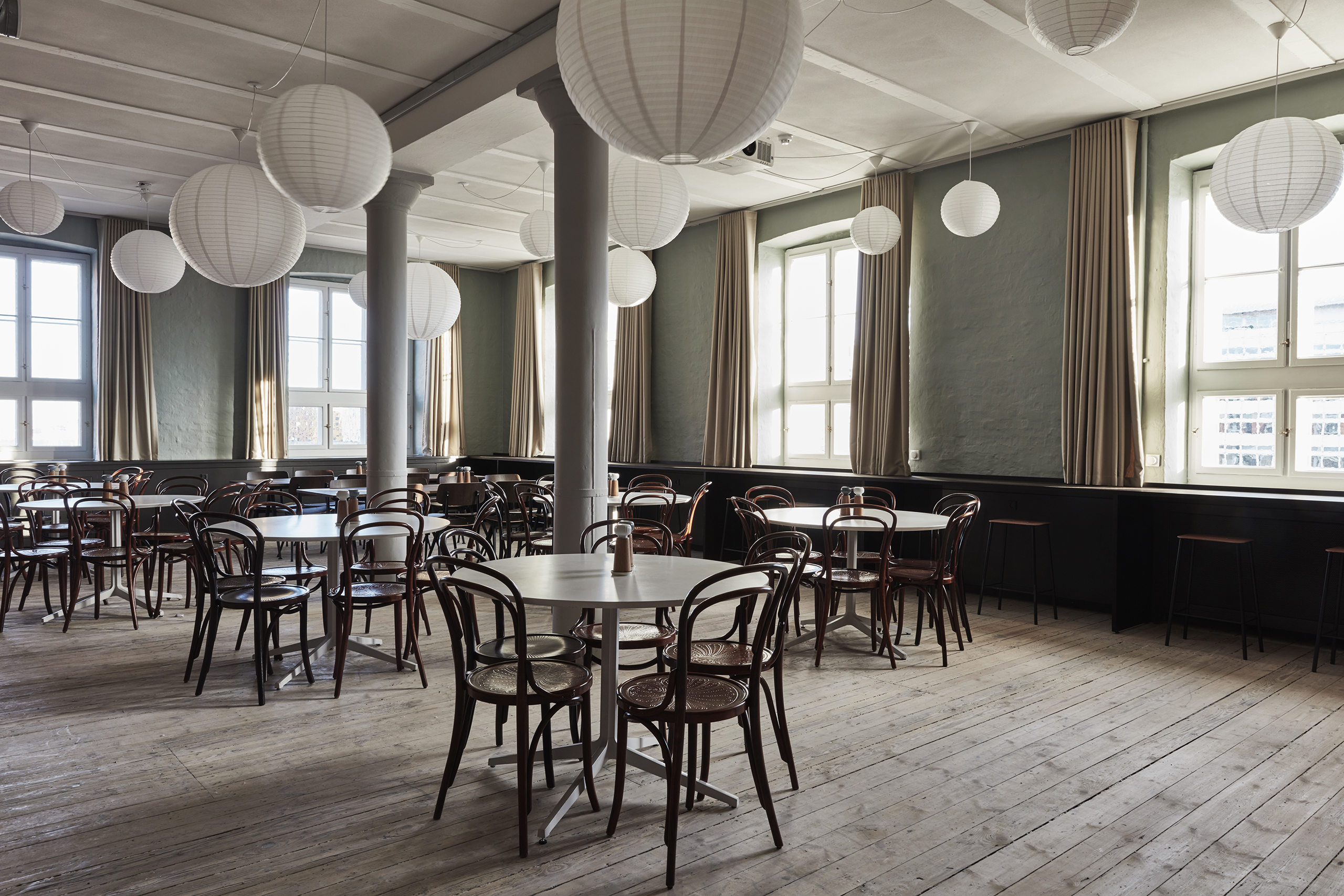 Dining room in an office, table and chairs